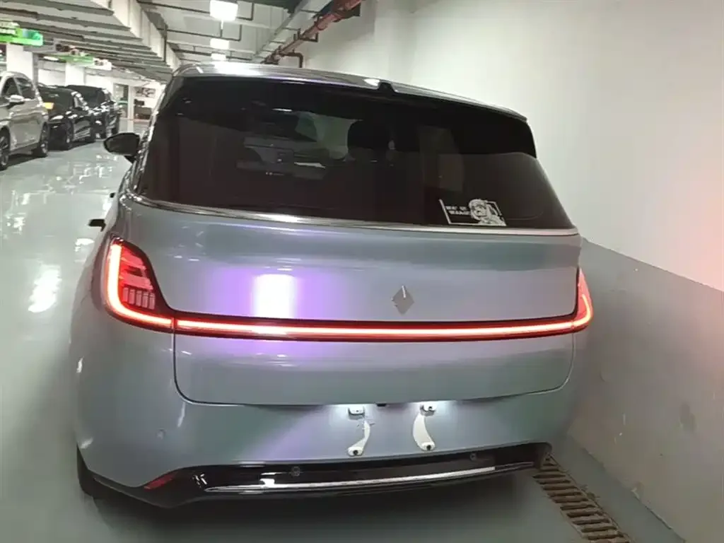 Baojun Yunduo 2023 из CN, фото 6