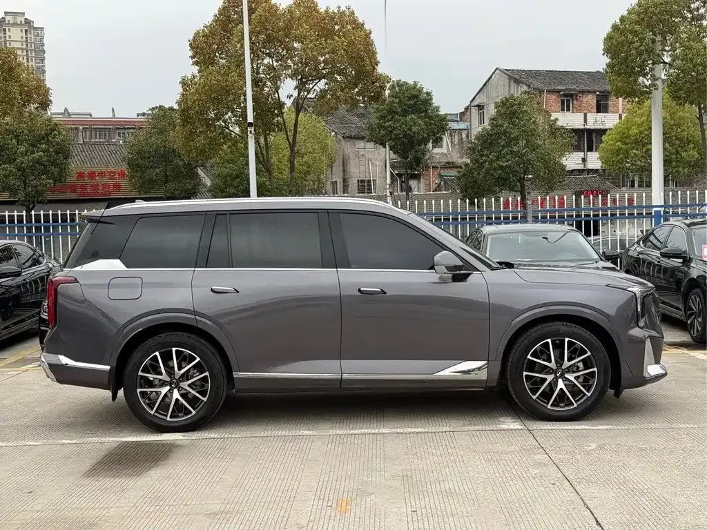 GAC Motor Trumpchi GS8 — фото 7