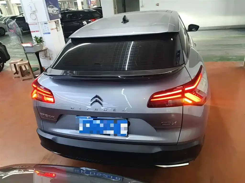 Citroen C5 X 2024 из CN, фото 5