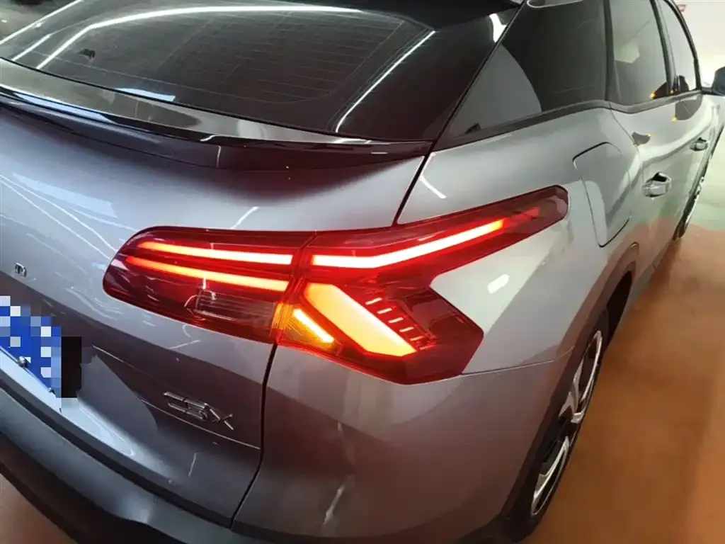 Citroen C5 X 2024 из CN, фото 6