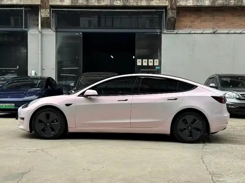Tesla Model 3 — фото 6