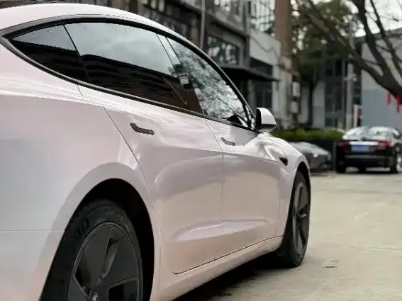Tesla Model 3 — фото 5