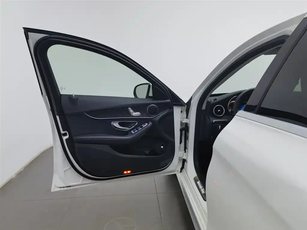 Mercedes-Benz C-Class 2021 из CN, фото 4