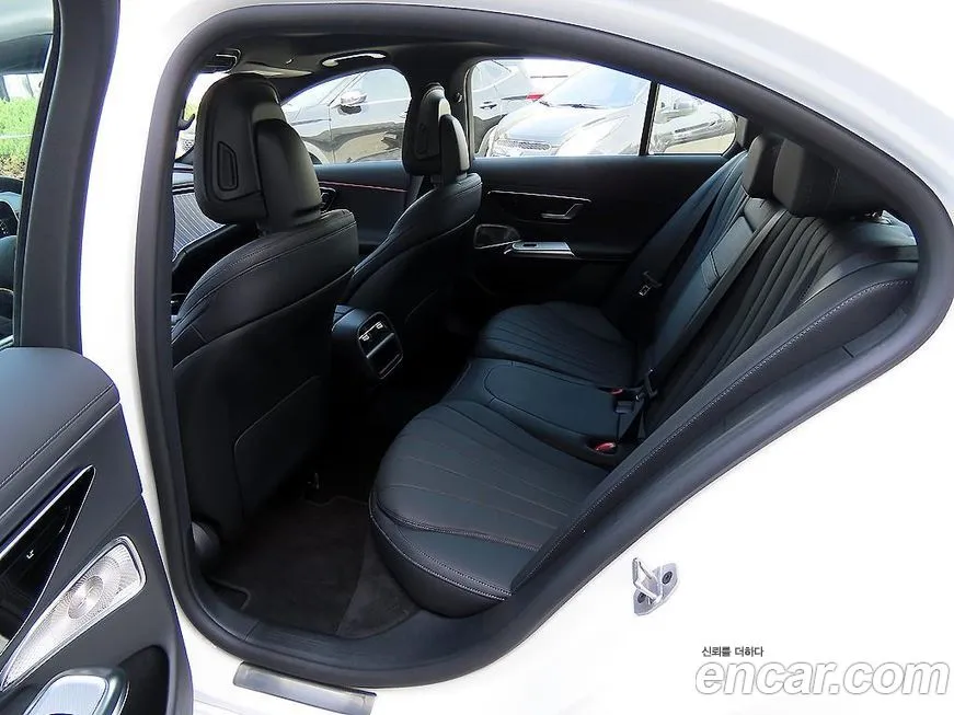 Mercedes-Benz E-Class 2025 из KR, фото 4