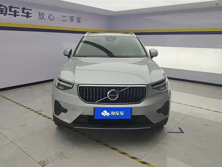 Volvo XC40 2023 из CN, фото 7