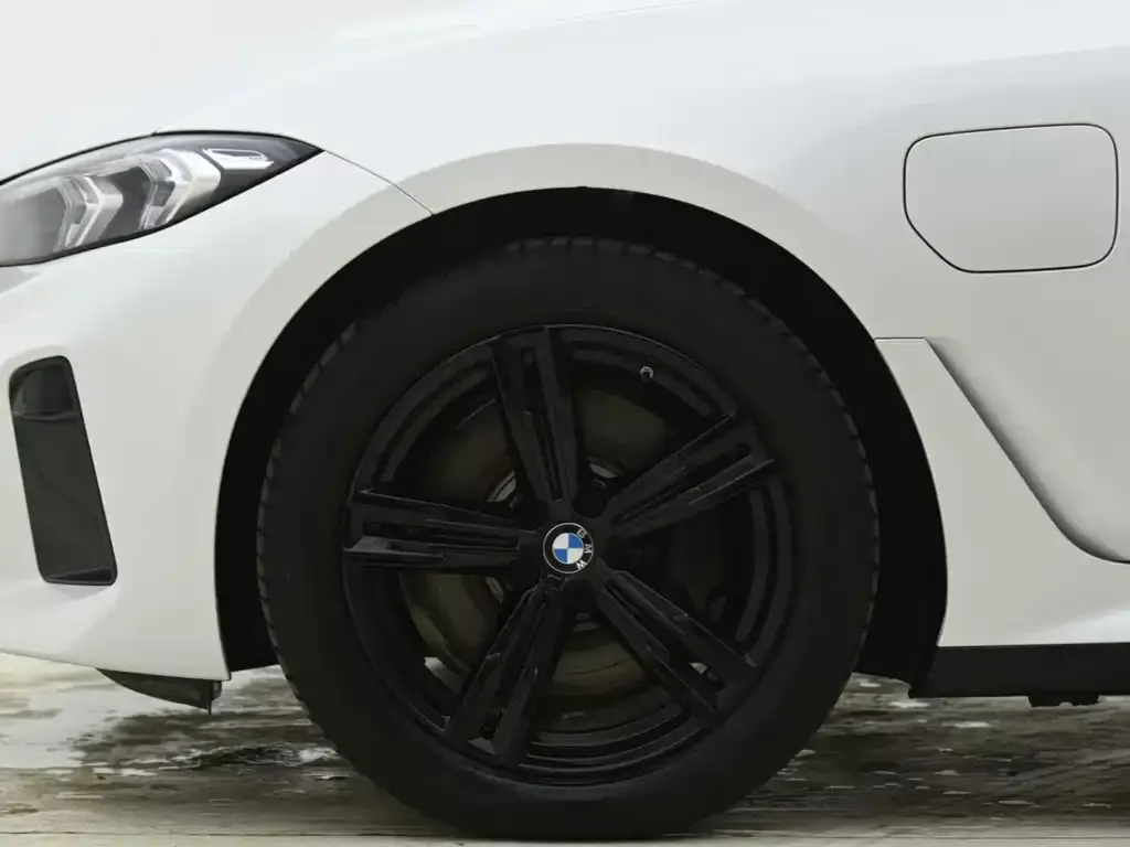 BMW i3 — фото 10