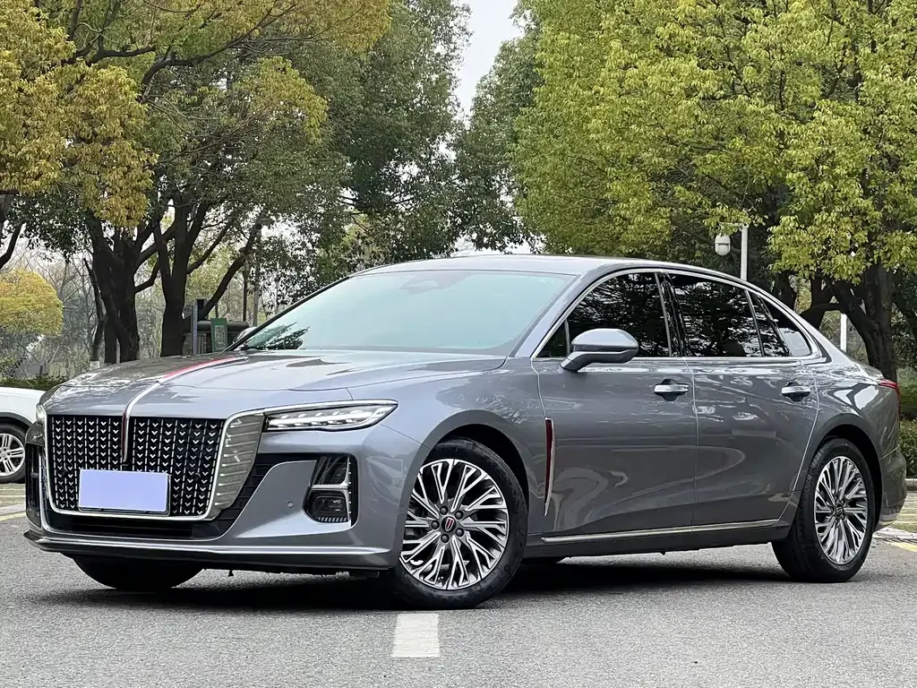 Hongqi H5 — фото 1