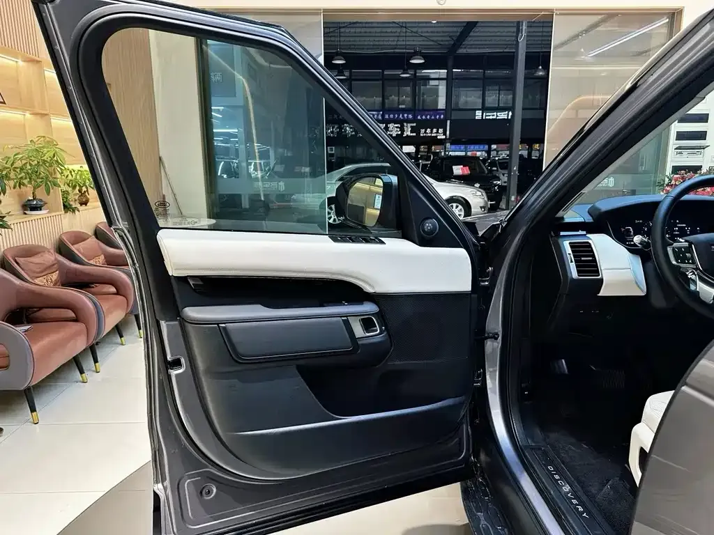 Land Rover Discovery 2021 из CN, фото 7