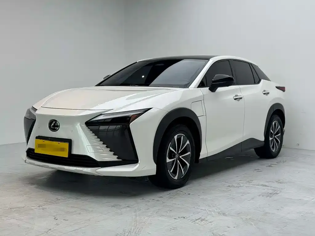 Lexus RZ