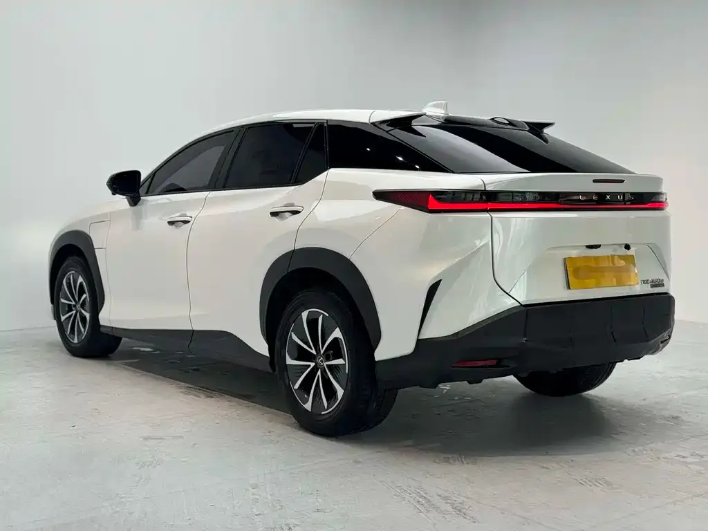Lexus RZ 2023 из CN, фото 2