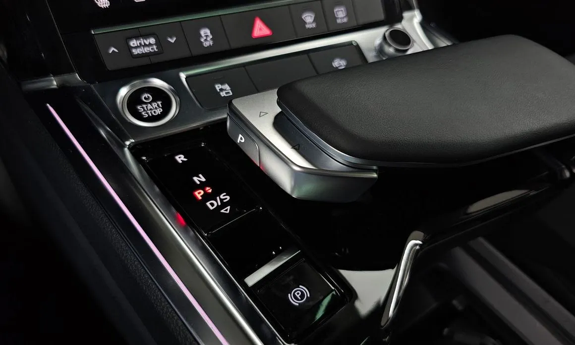 Audi e-tron 2022 из KR, фото 2