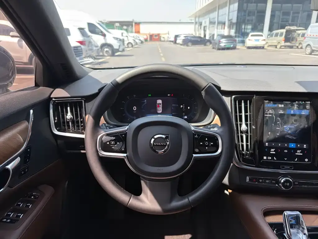 Volvo S90 — фото 2