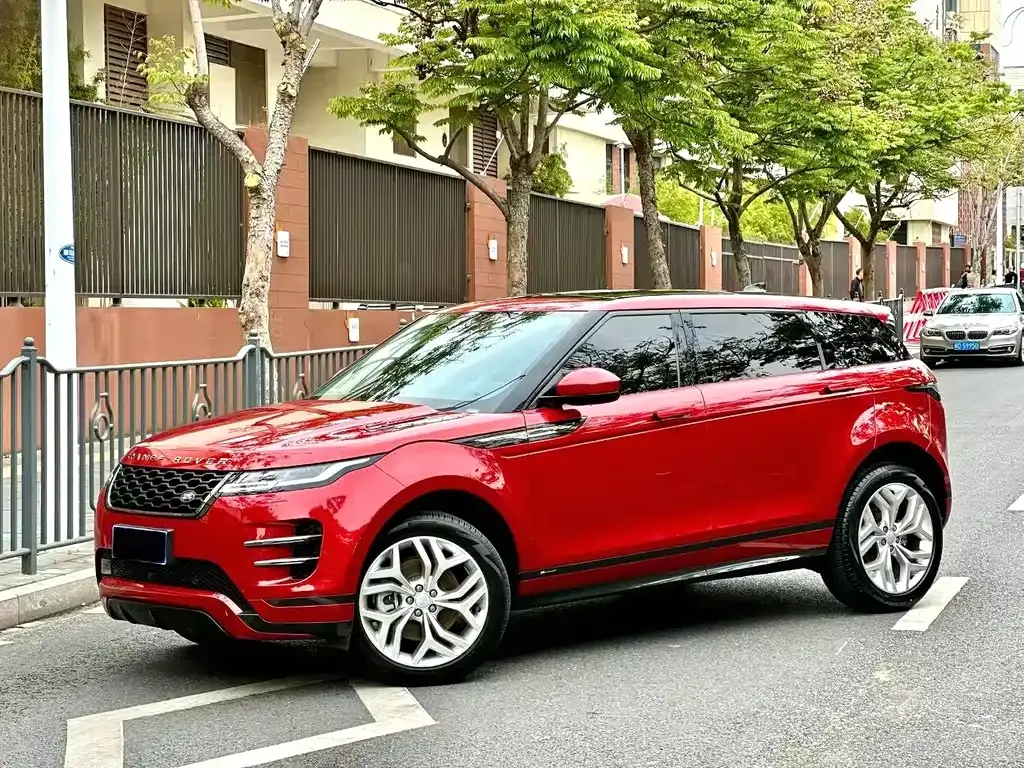 Land Rover Evoque — фото 1