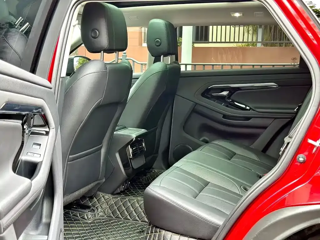 Land Rover Evoque — фото 2