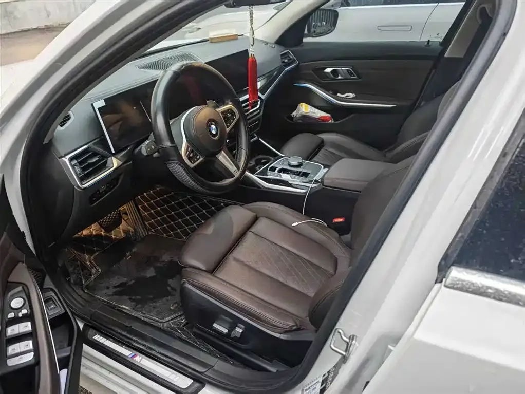 BMW 3 Series 2023 из CN, фото 4