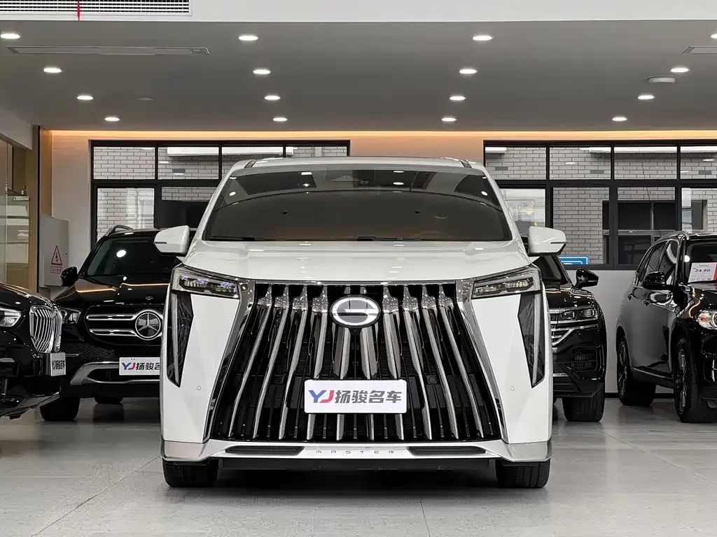 GAC Motor Trumpchi M8 — фото 9