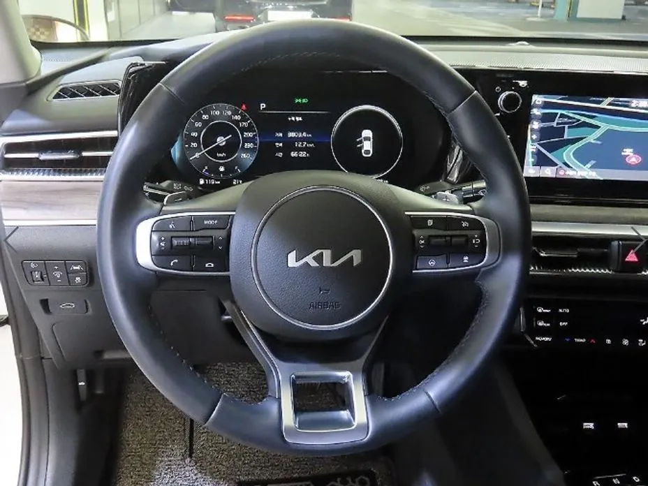 Kia K5 2022 из KR, фото 4