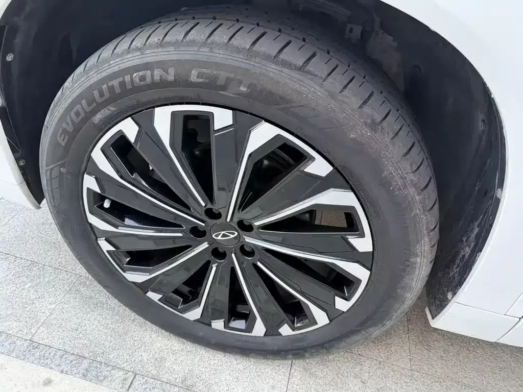 Chery Tiggo 9 — фото 10