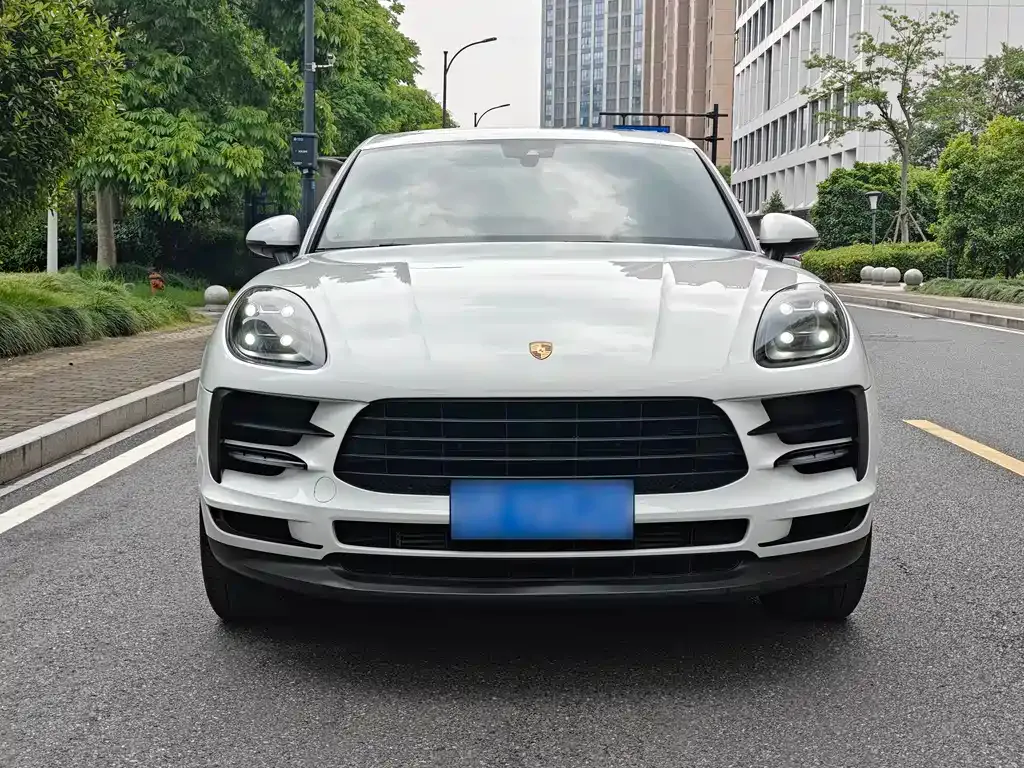 Porsche Macan — фото 7