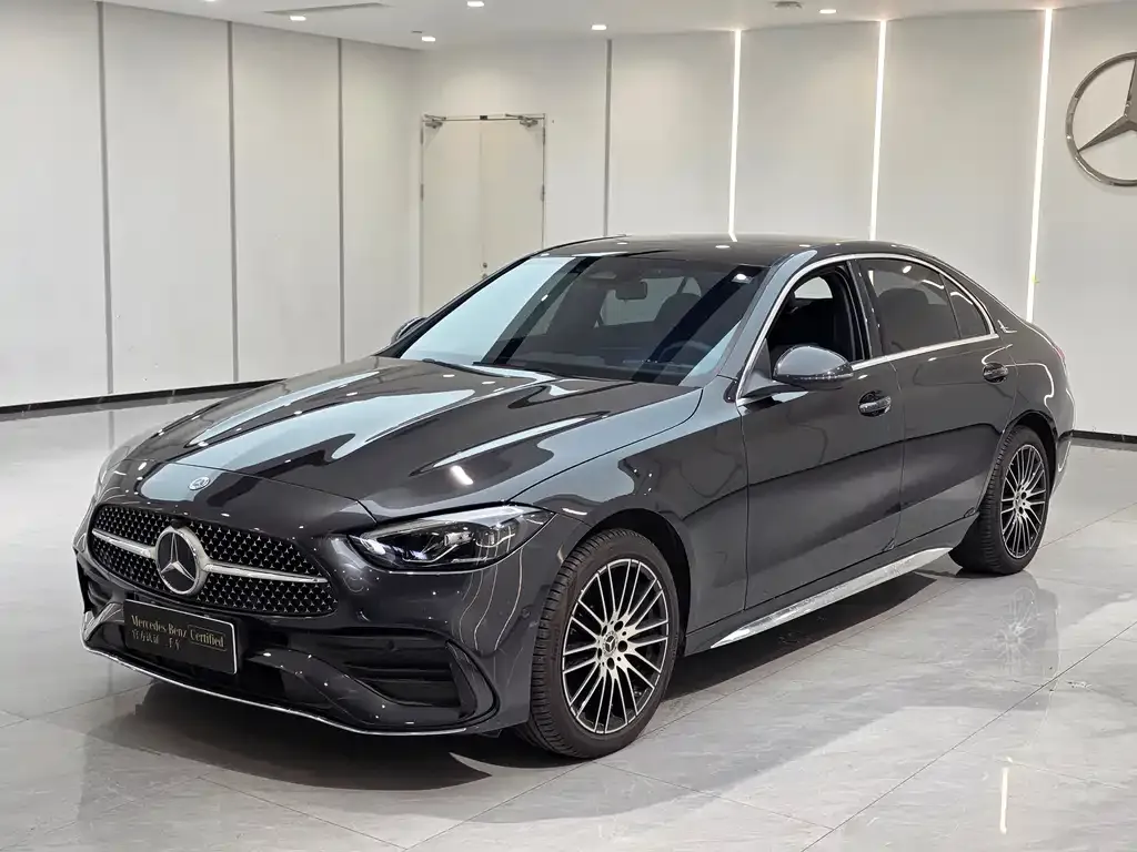 Mercedes-Benz C-Class — фото 1