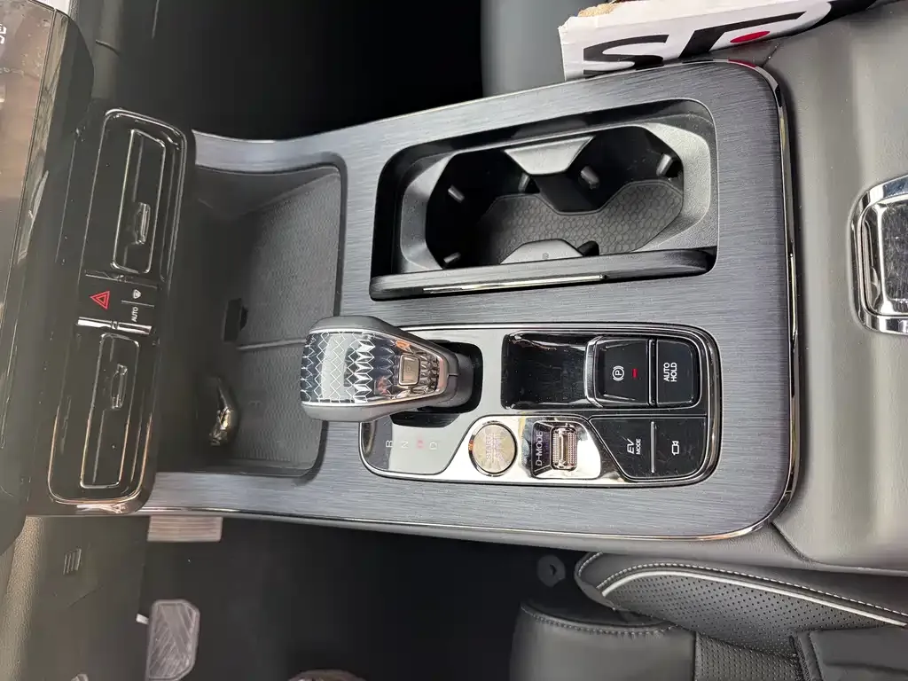GAC Motor Trumpchi GS8 — фото 9