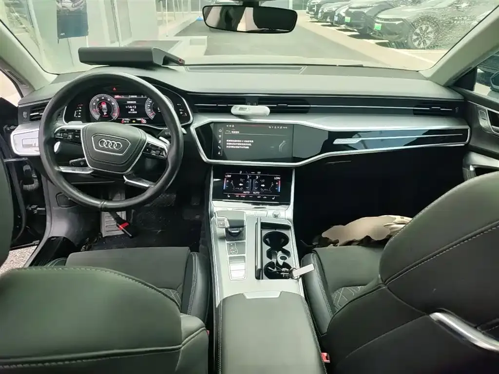Audi A7L — фото 4