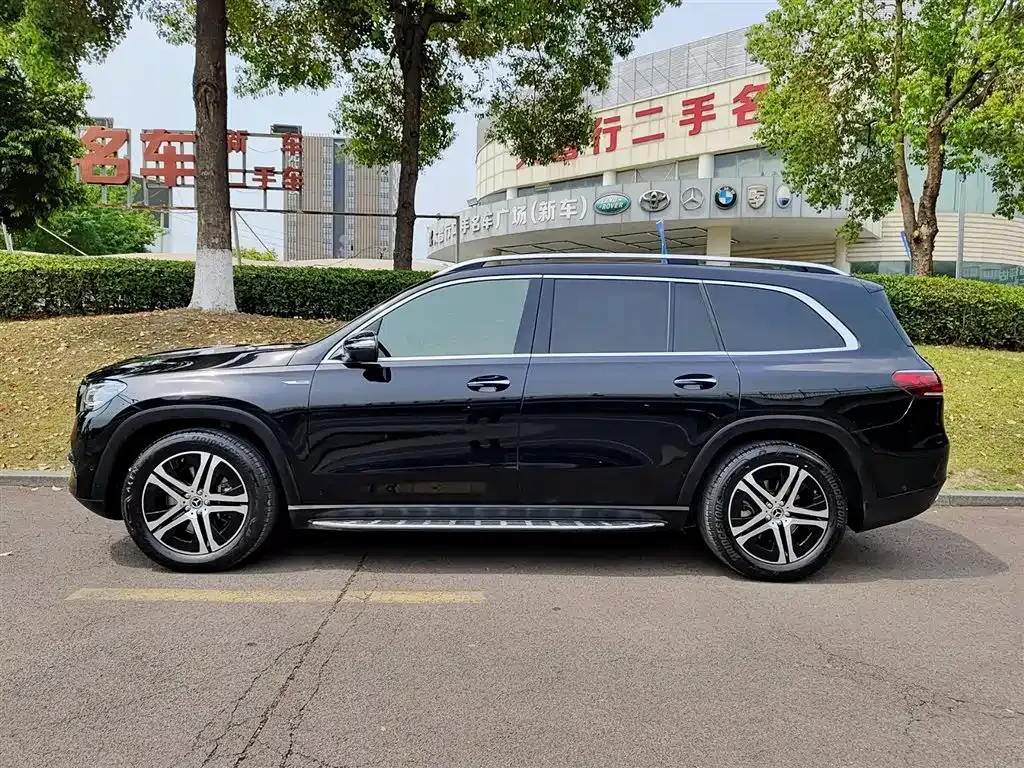 Mercedes-Benz GLS — фото 3