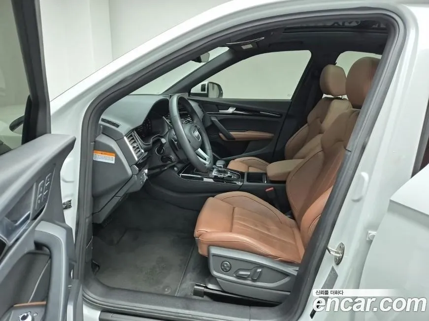 Audi Q5 2022 из KR, фото 5