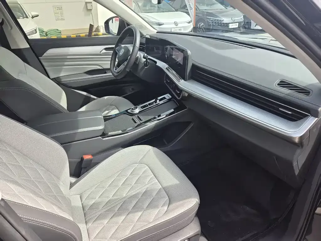 Volkswagen Tavendor 2024 из CN, фото 7