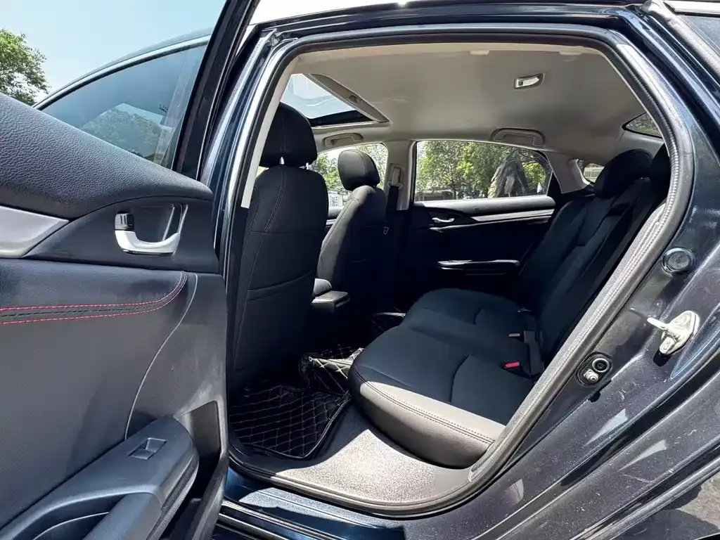 Honda Civic 2021 из CN, фото 6