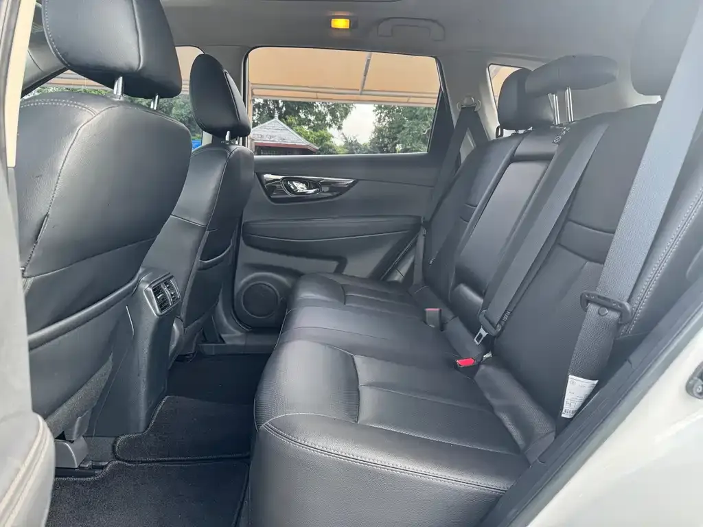 Nissan X-Trail 2021 из CN, фото 9