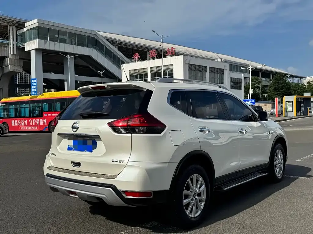Nissan X-Trail 2021 из CN, фото 5