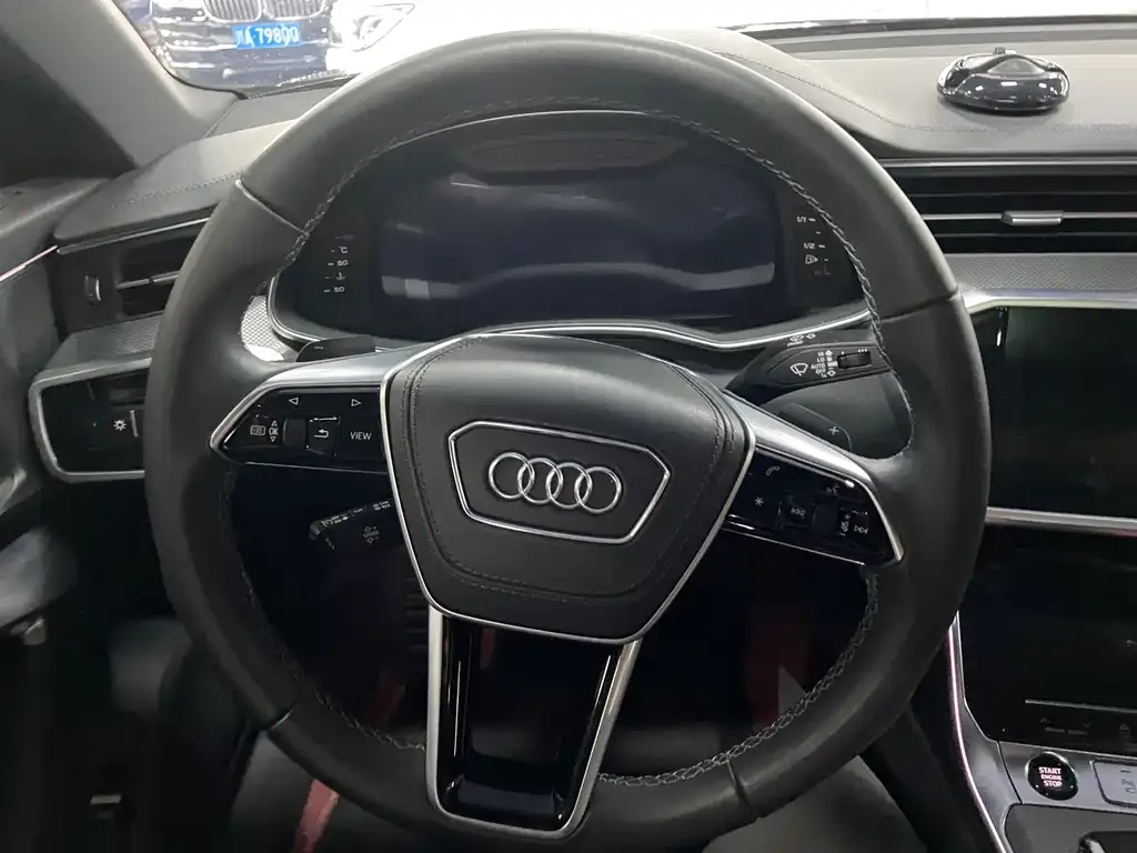 Audi A6L — фото 5
