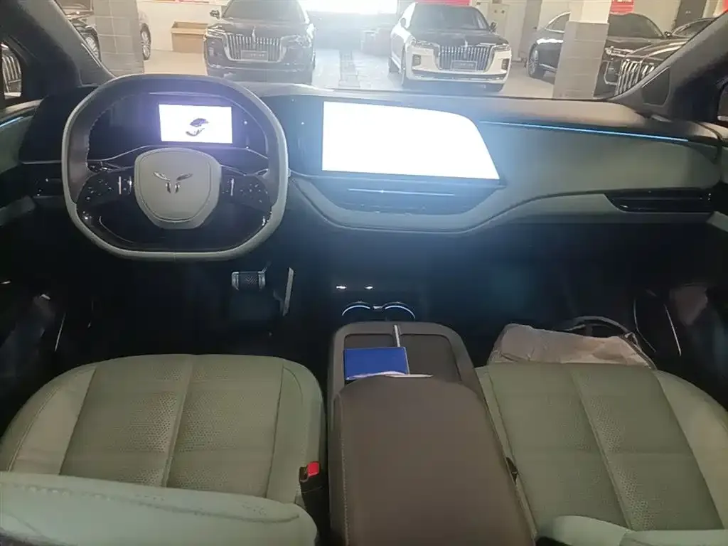 Hongqi EH7 2025 из CN, фото 8