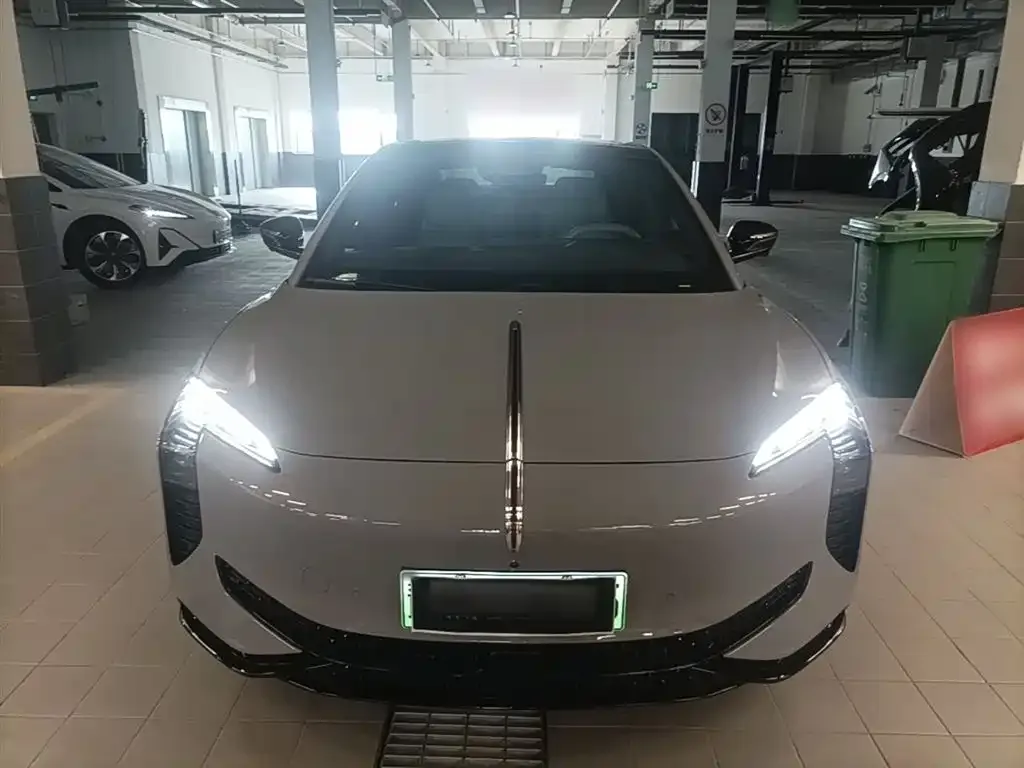 Hongqi EH7 2025 из CN, фото 6