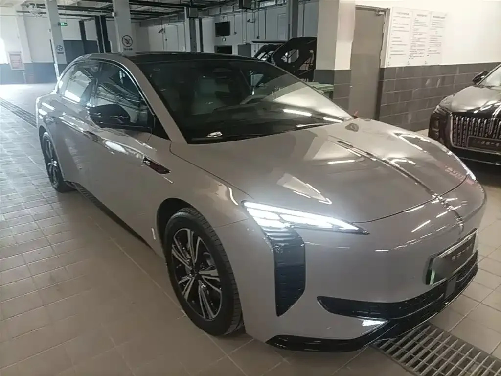 Hongqi EH7 2025 из CN, фото 4