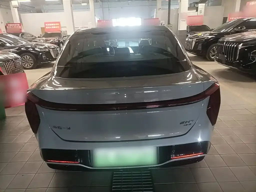 Hongqi EH7 2025 из CN, фото 7