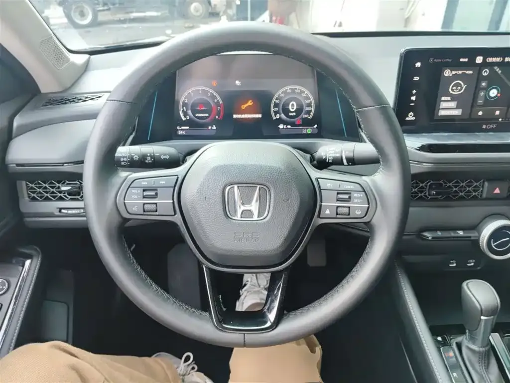 Honda Accord — фото 5