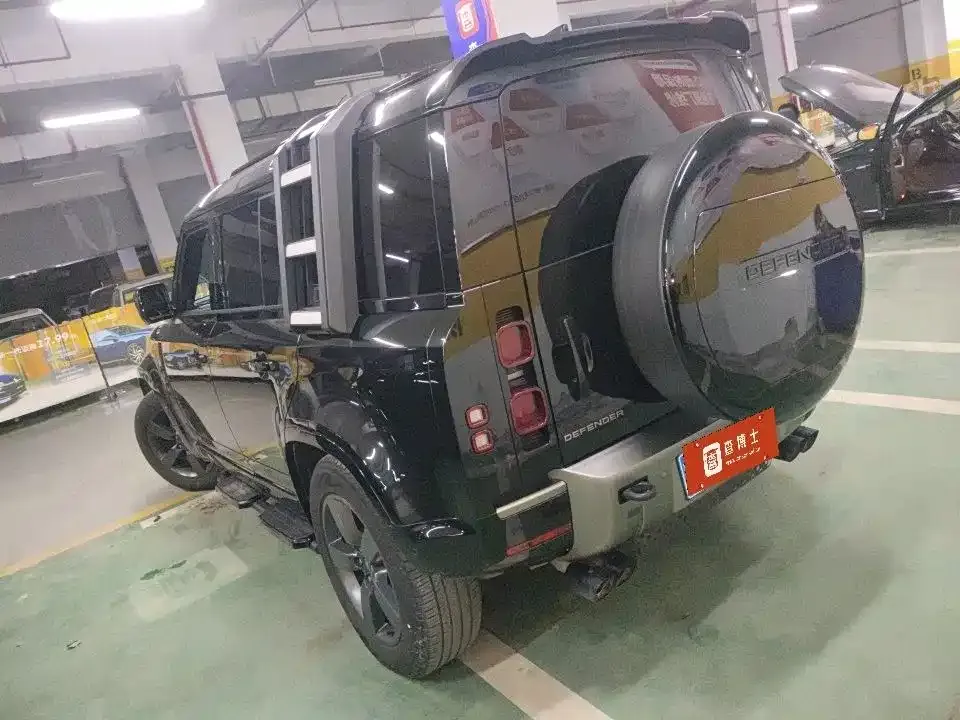 Land Rover Defender — фото 2
