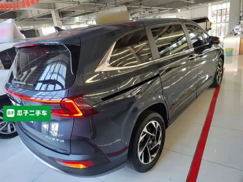Hyundai Custo — фото 10