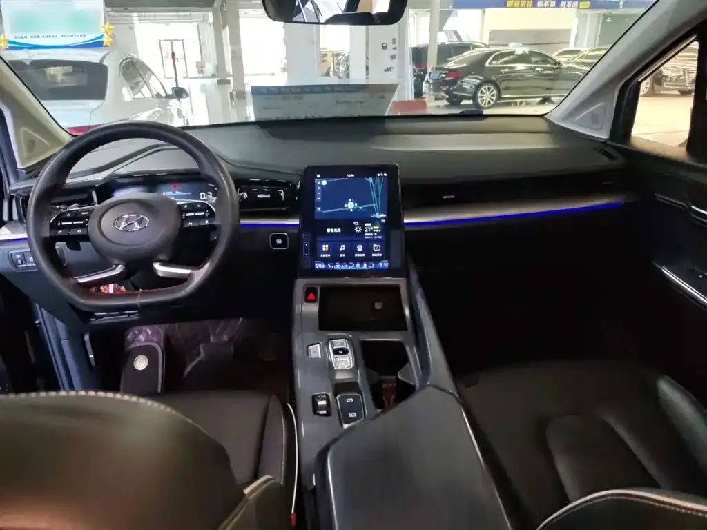 Hyundai Custo — фото 3