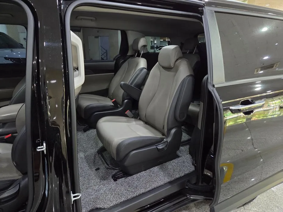 Kia Carnival 2025 из KR, фото 5