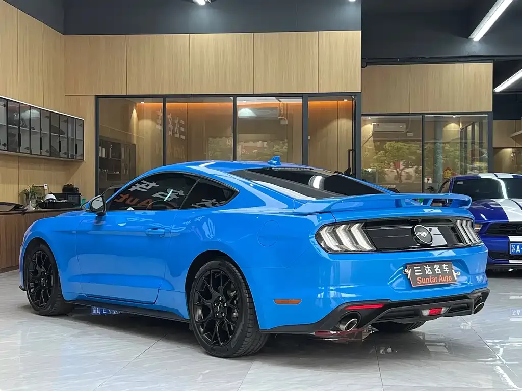 Ford Mustang 2023 из CN, фото 6