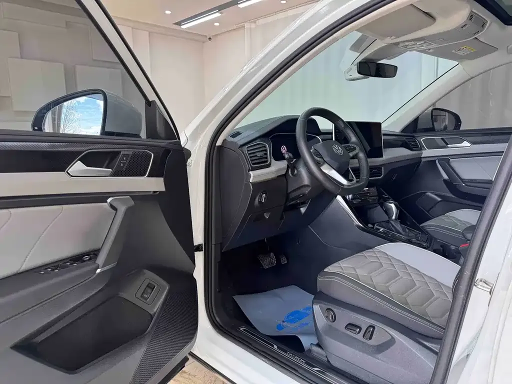 Volkswagen Tayron 2023 из CN, фото 2