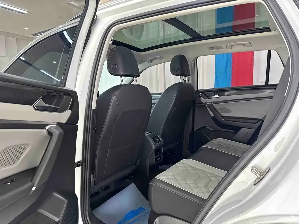 Volkswagen Tayron 2023 из CN, фото 7