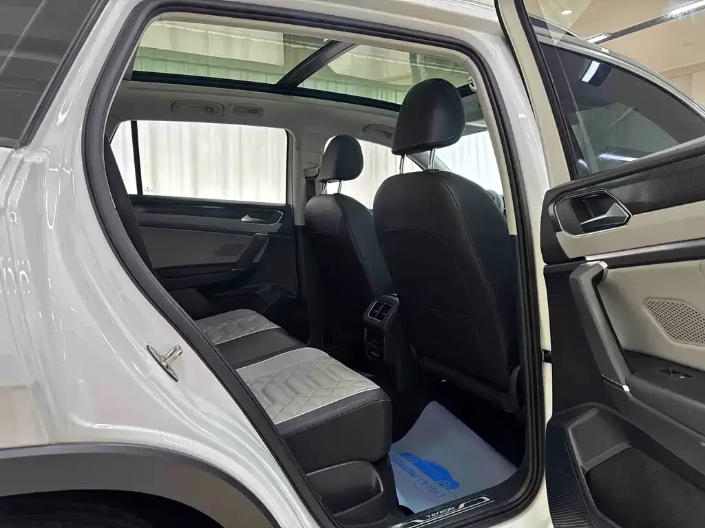 Volkswagen Tayron 2023 из CN, фото 3