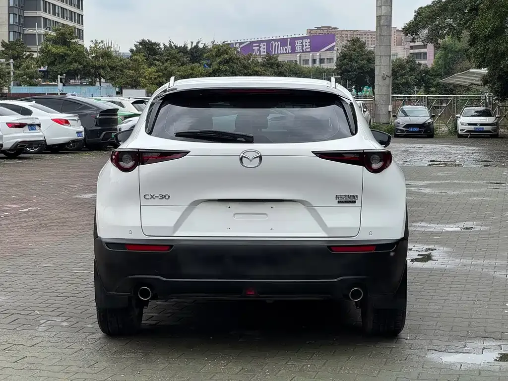 Mazda CX-30 — фото 4