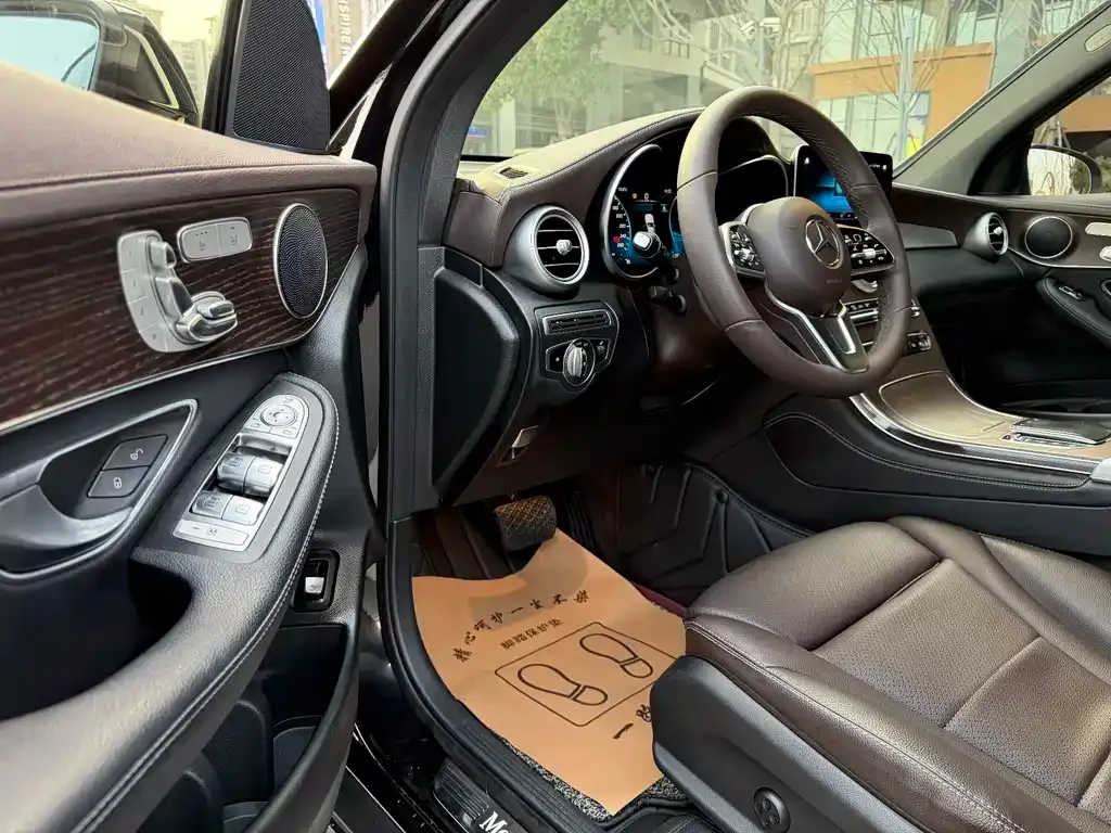 Mercedes-Benz GLC 2021 из CN, фото 7