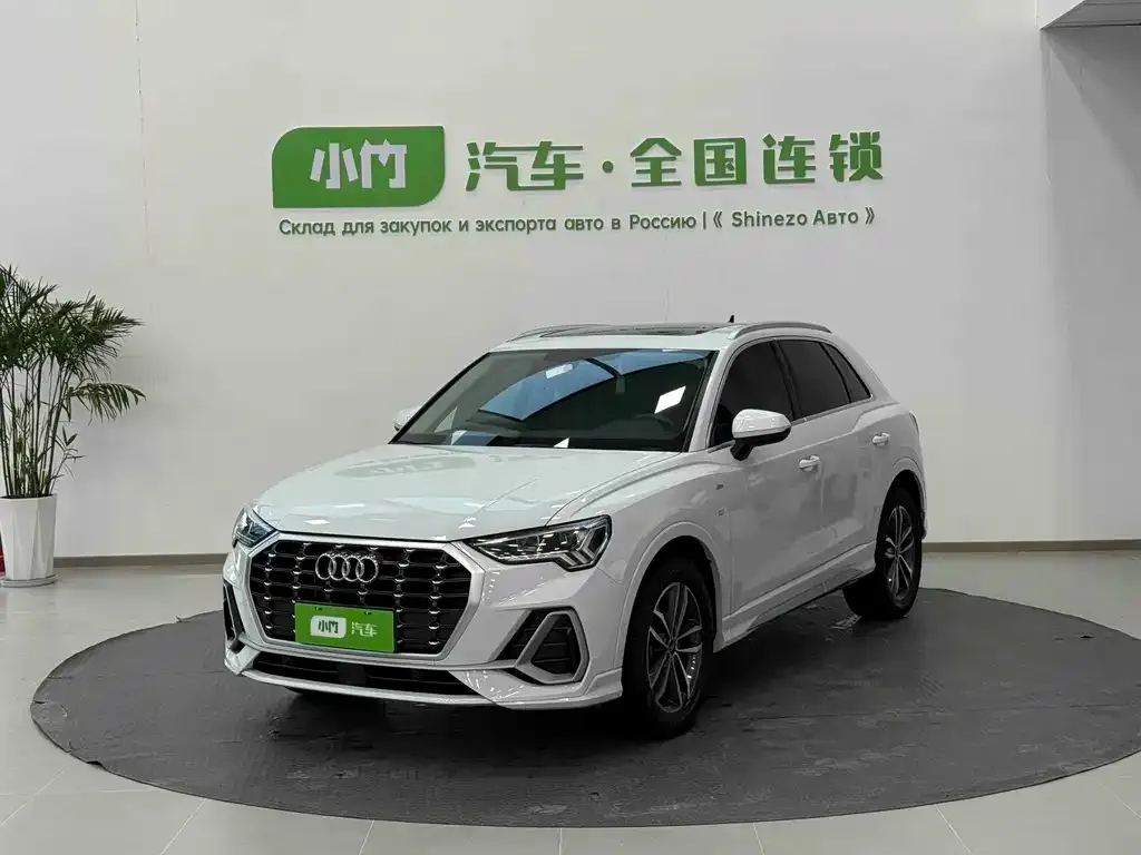 Audi Q3 — фото 1