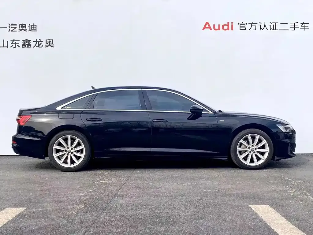 Audi A6L — фото 9